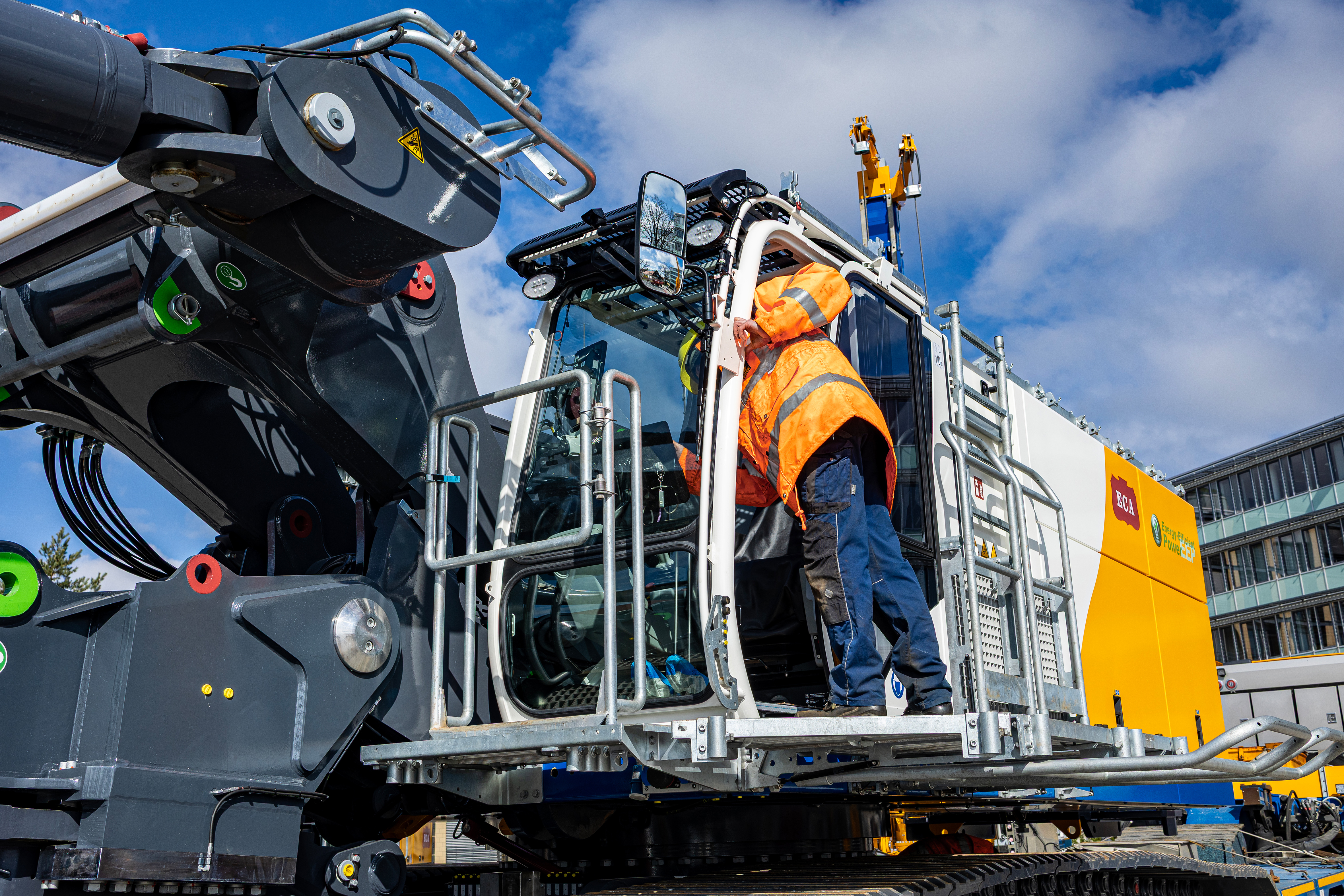 Preparations for the in-house exhibition 2026 of BAUER Maschinen GmbH in Schrobenhausen